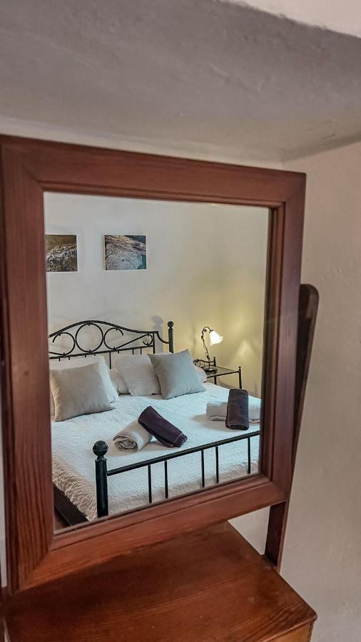 B&B Alla Piazzetta Di Tegna Exteriör bild