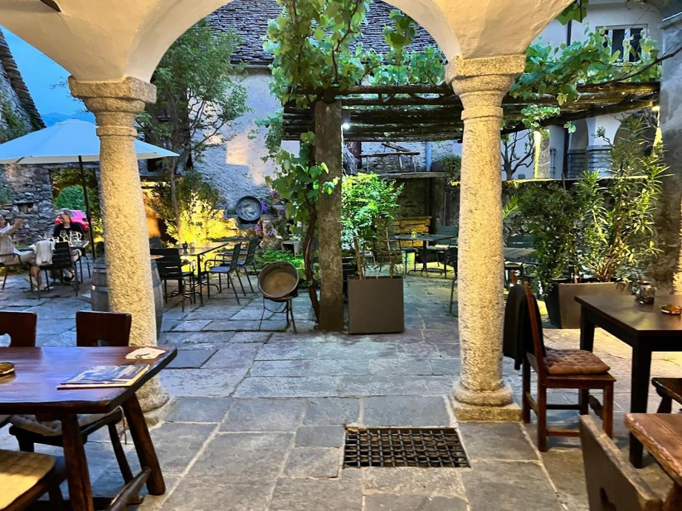 B&B Alla Piazzetta Di Tegna Exteriör bild