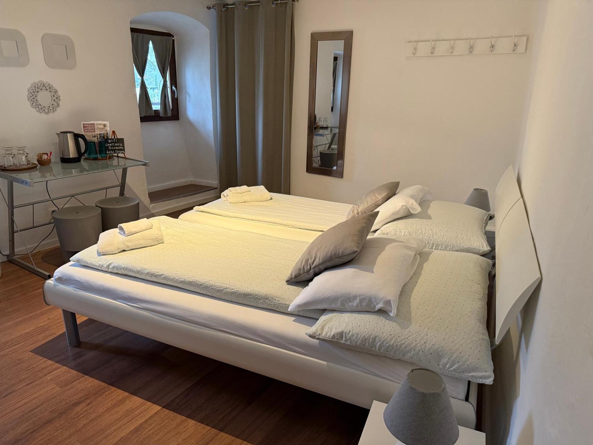 B&B Alla Piazzetta Di Tegna Exteriör bild